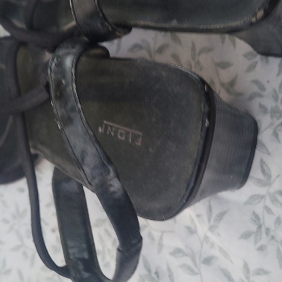 Fioni heels size 11w - Picture 7 of 10